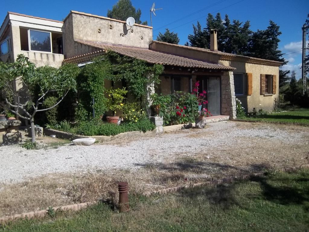 B&B Le Petit Frigouye Rochefort-du-Gard Zewnętrze zdjęcie
